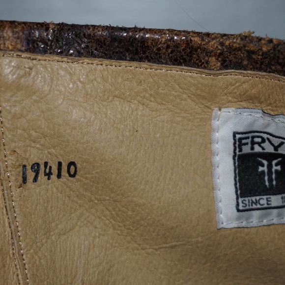 New Frye Phillip studded harness (moto) biker boot size:6 - Picture 8 of 10